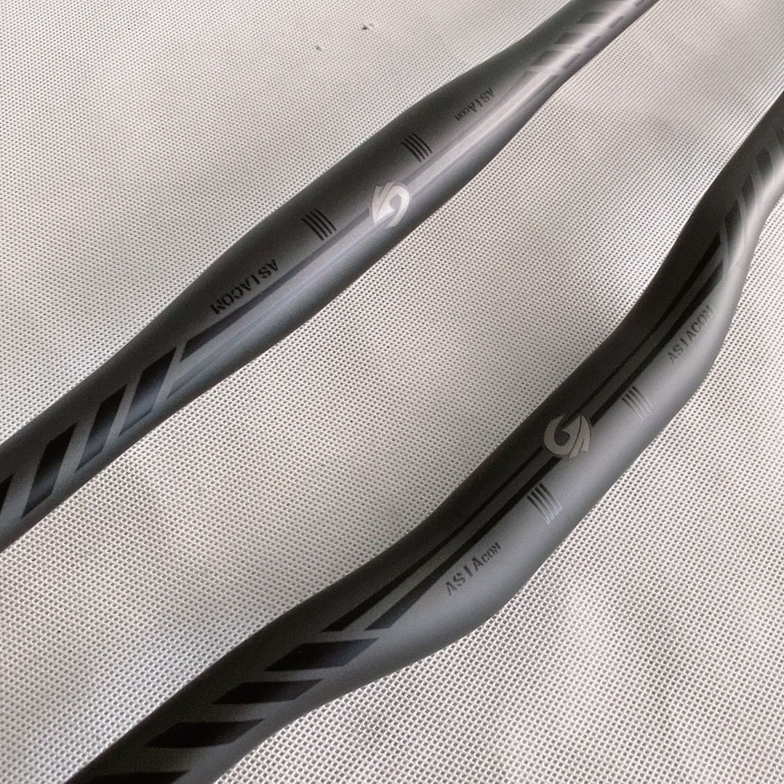 ASIACOM gray silver Mountain B - Mountain Biking Logo recensie en prijs